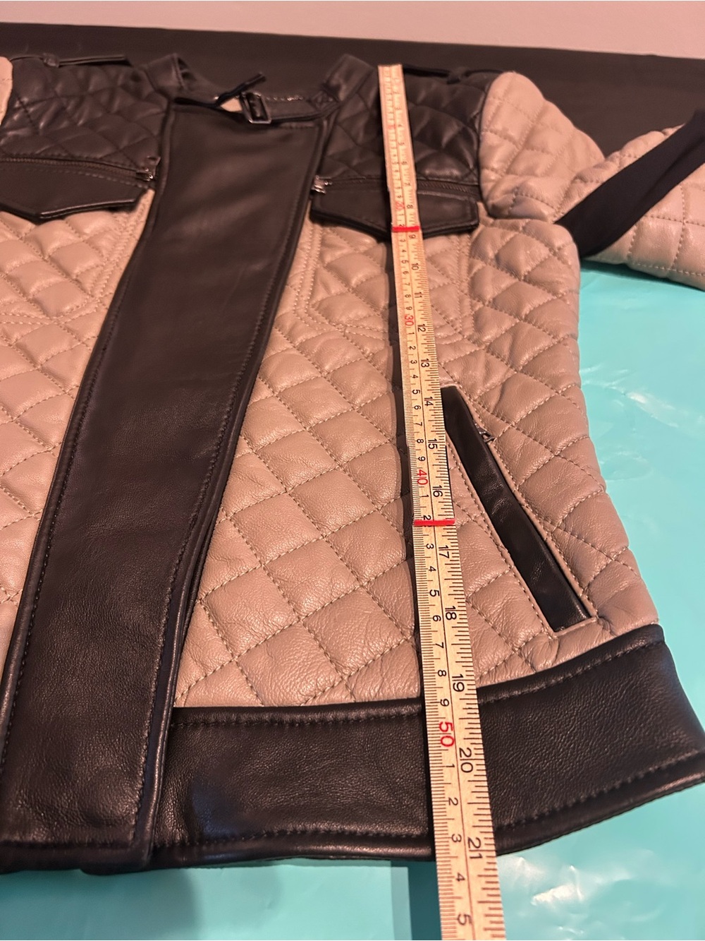 BCBGMAXAZRIA Mossy-Beige Lamb Leather Quilted Moto Jacket, Ladies XS - Picture 12 of 16